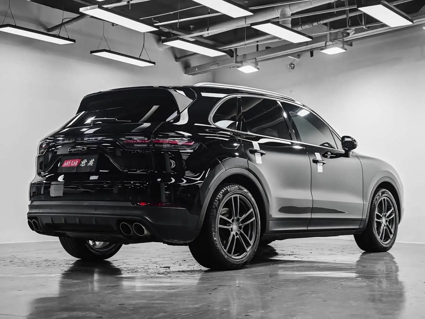 Porsche Cayenne 2018 — Photo 5/11