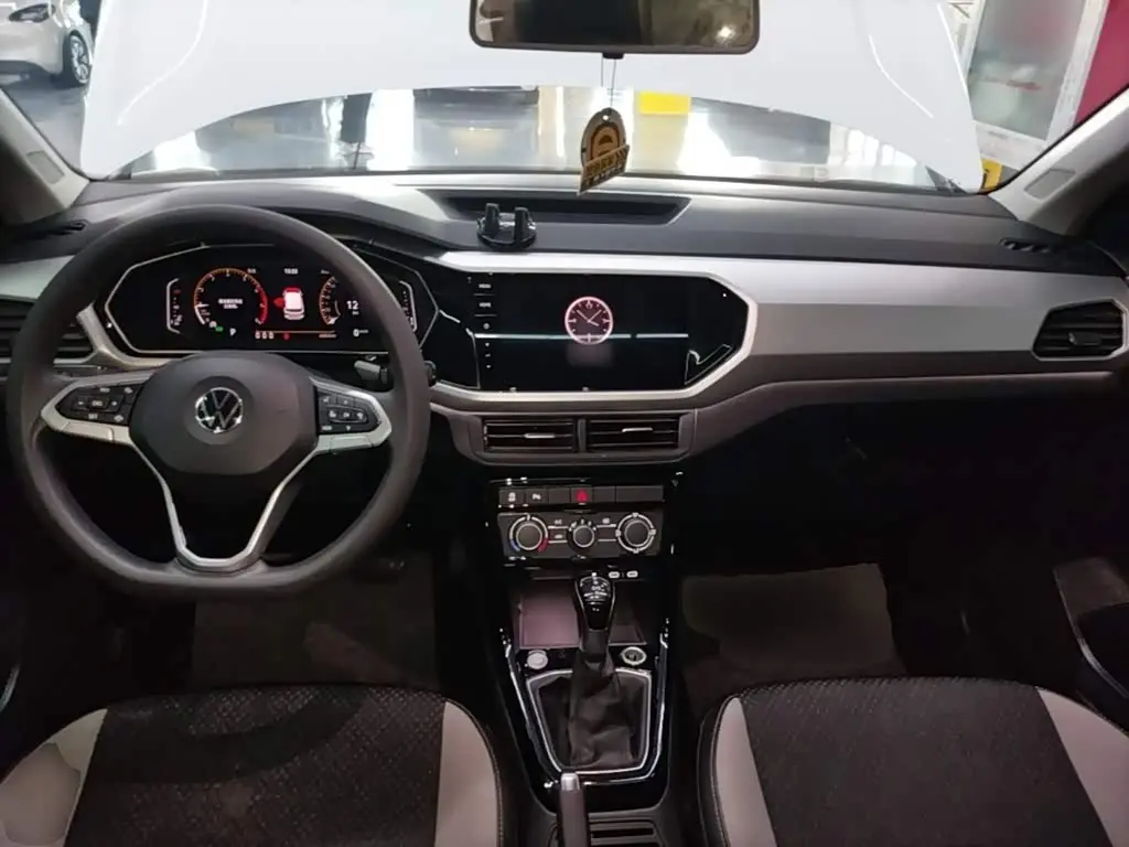 Volkswagen Tanying 2023 — Photo 9/19