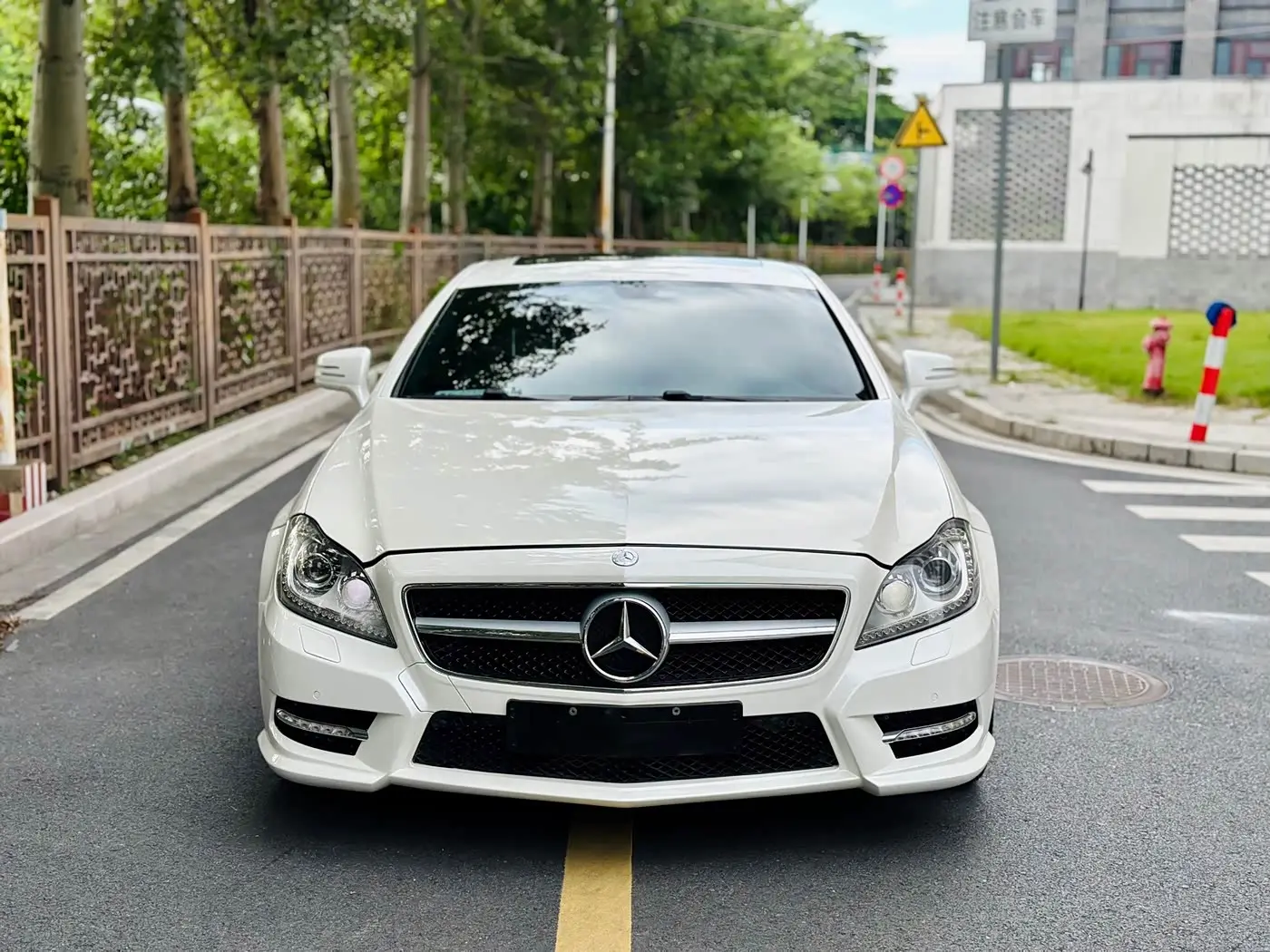 Mercedes-Benz CLS 2014 — Photo 2/20