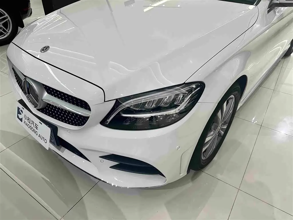 Mercedes-Benz C-Class 2021 — Photo 2/20