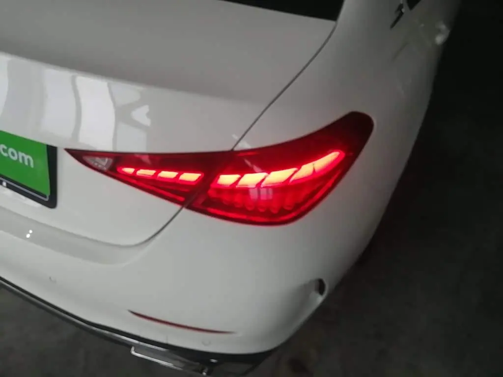 Mercedes-Benz C-Class 2025 — Şəkil 7/19
