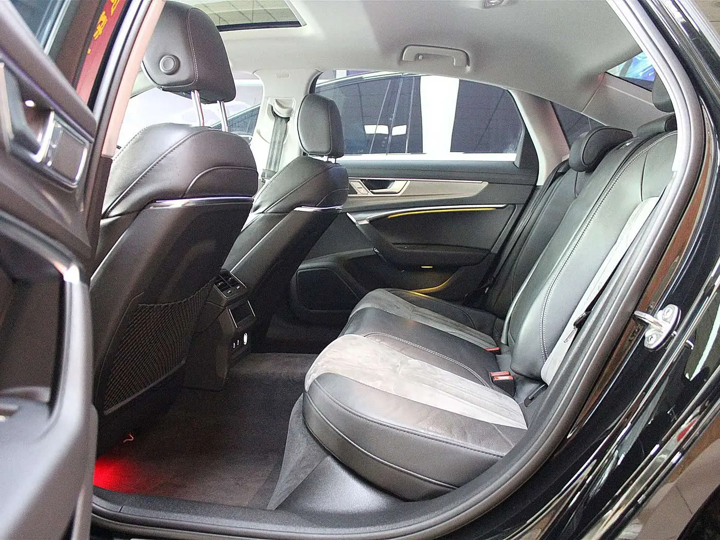 Audi A6L 2024 — Photo 7/15