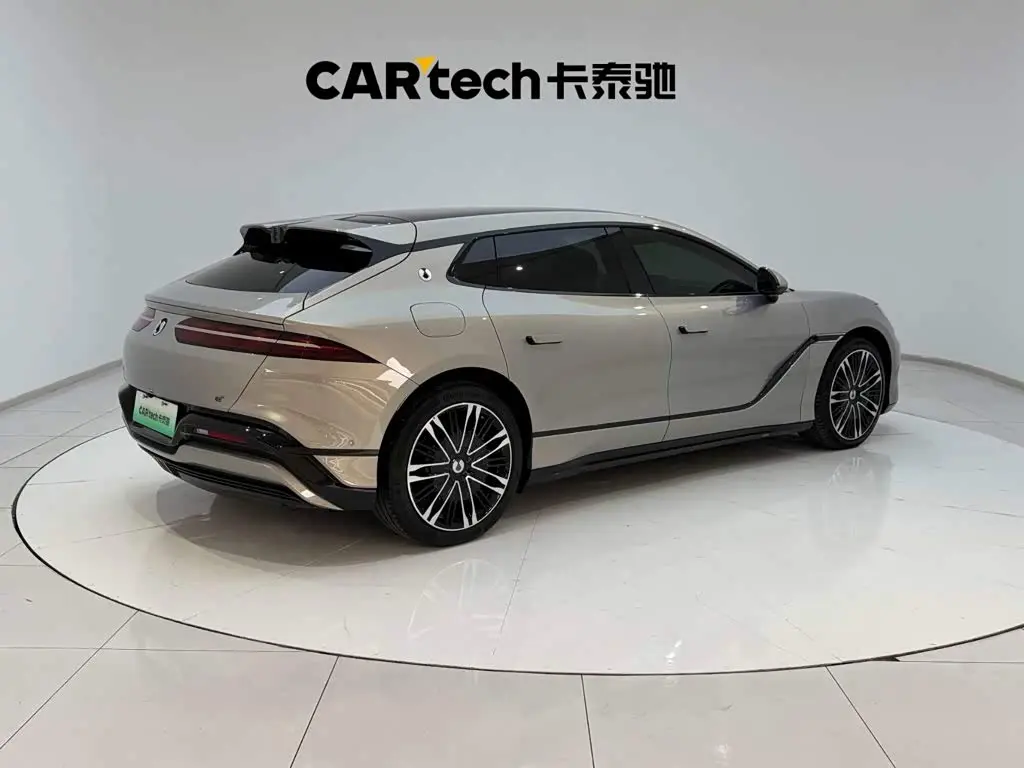 Denza Z9GT 2025 — Photo 11/20