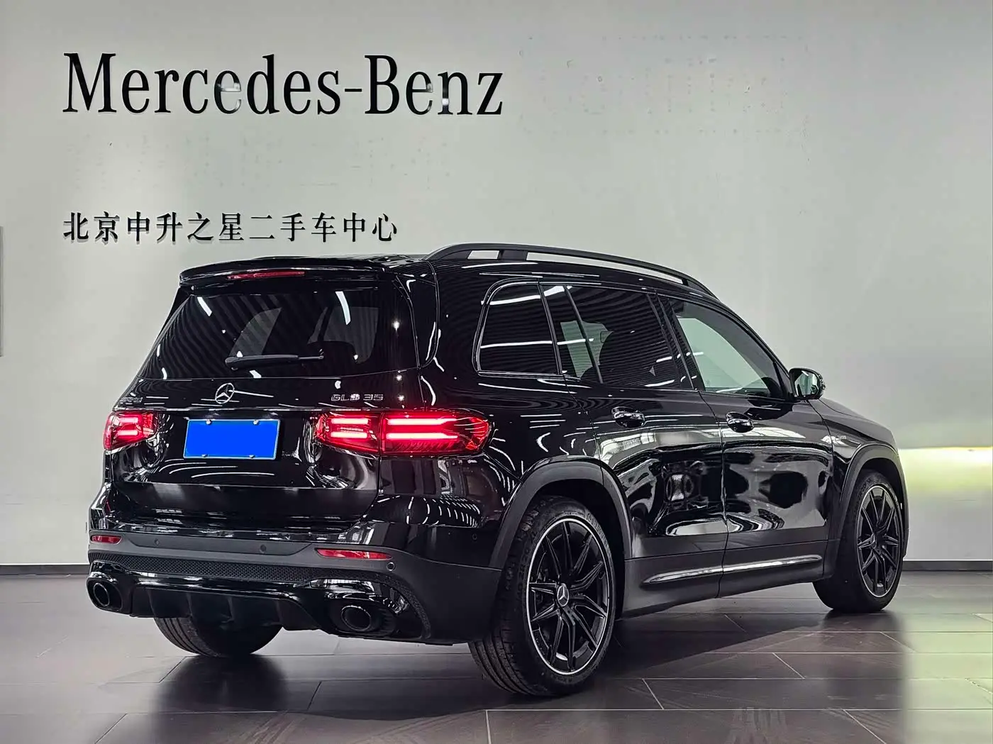 Mercedes-Benz GLB AMG 2025 — Photo 3/15