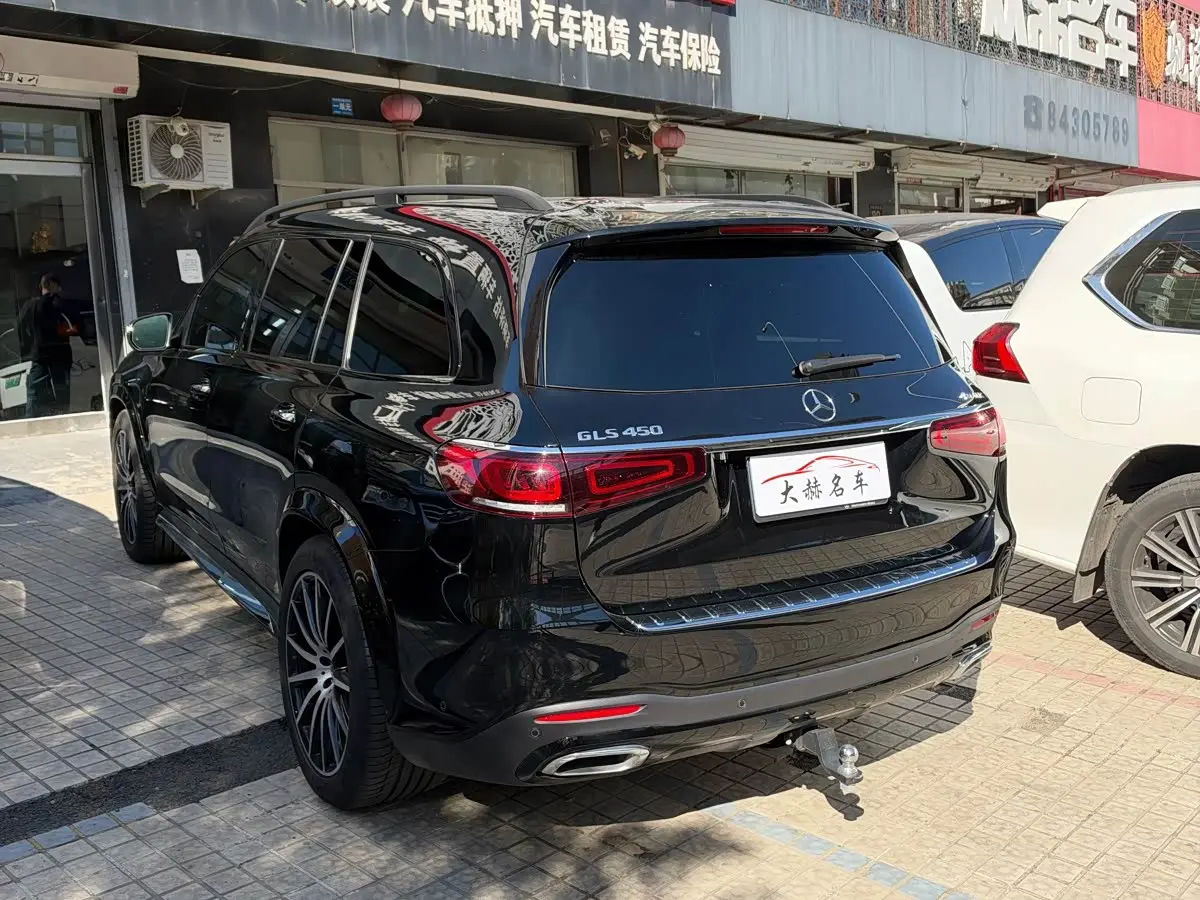 Mercedes-Benz GLS 2023 — Photo 4/11