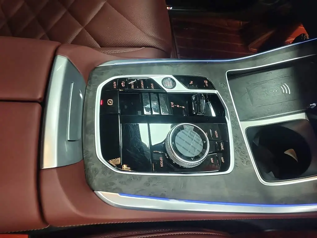 BMW X5 2024 — Photo 4/11