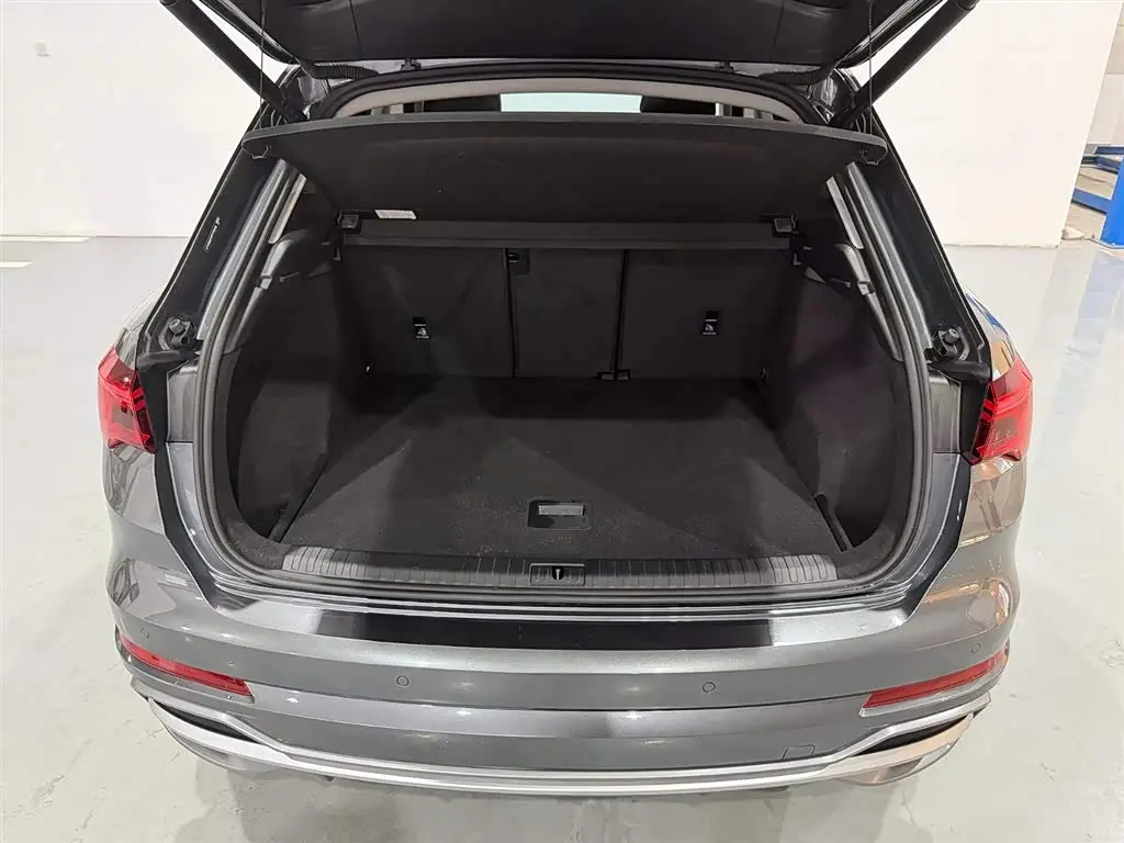 Audi Q3 2023 — Photo 7/14