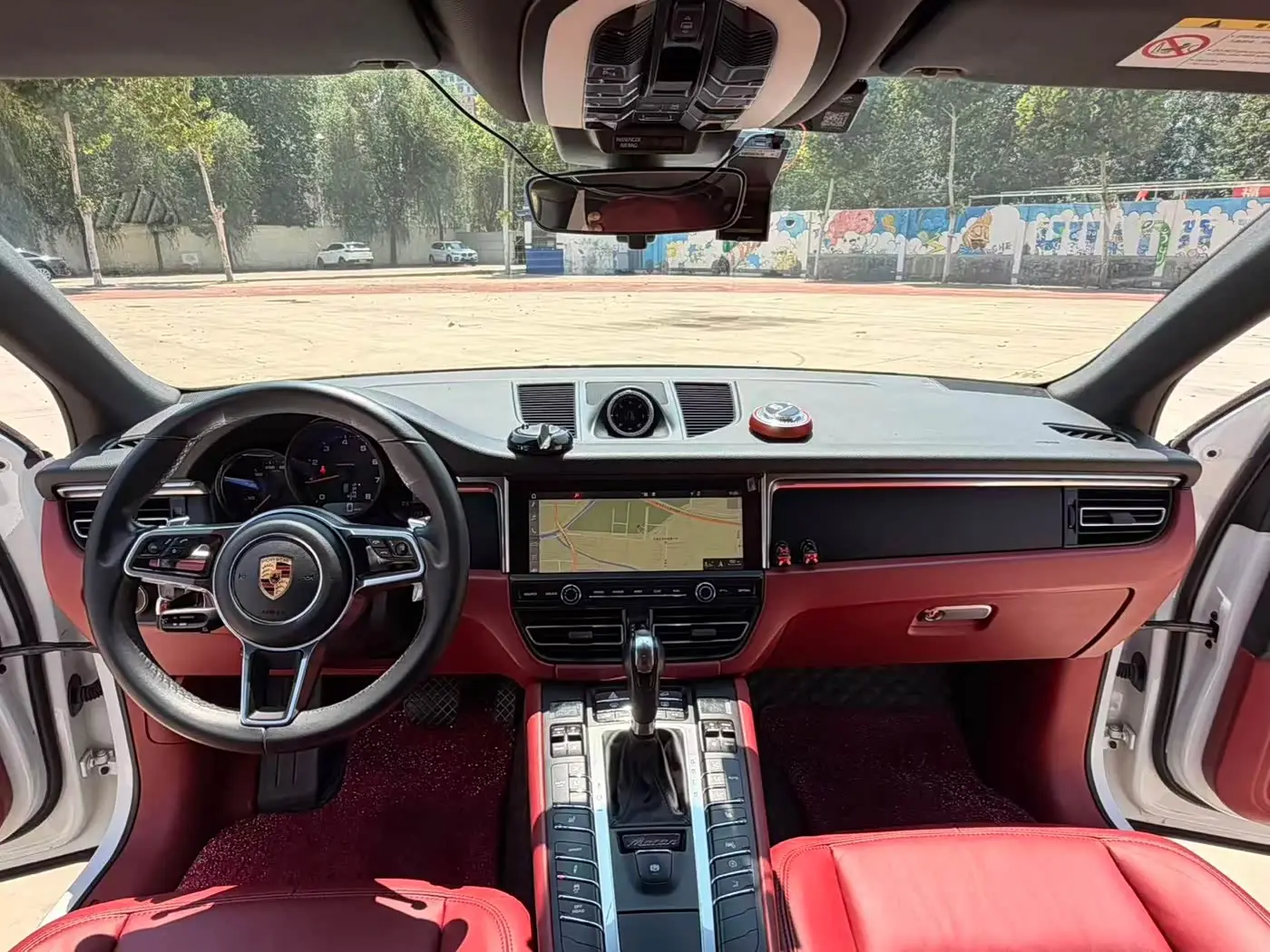 Porsche Macan 2019 — Şəkil 17/20