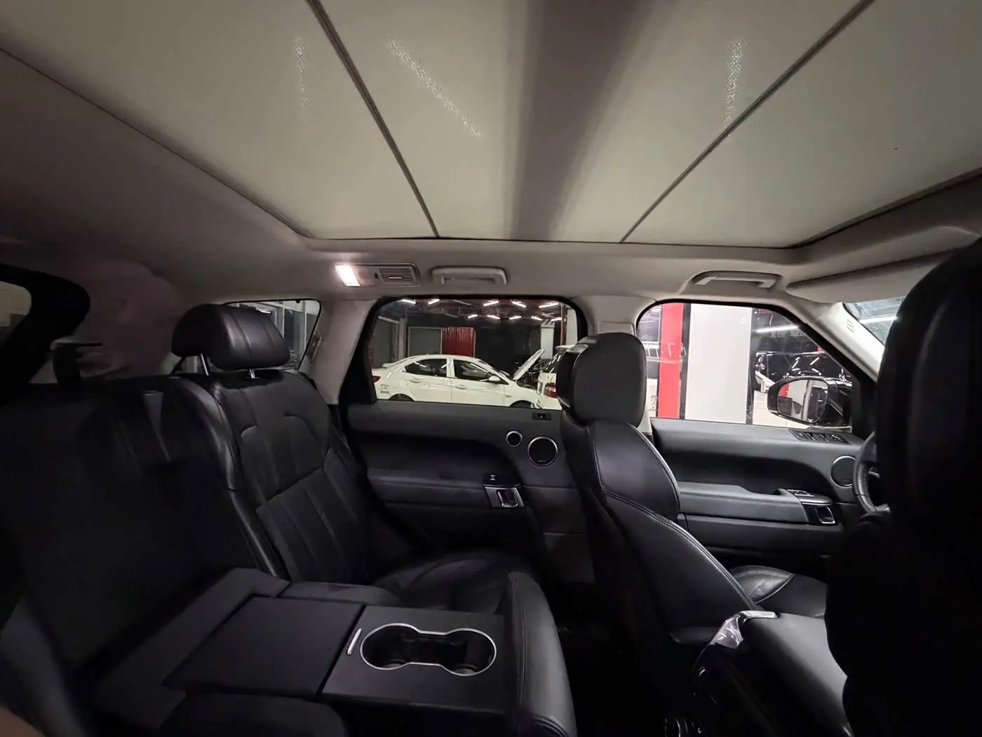Land Rover Range Rover Sport 2014 — Фото 18/20