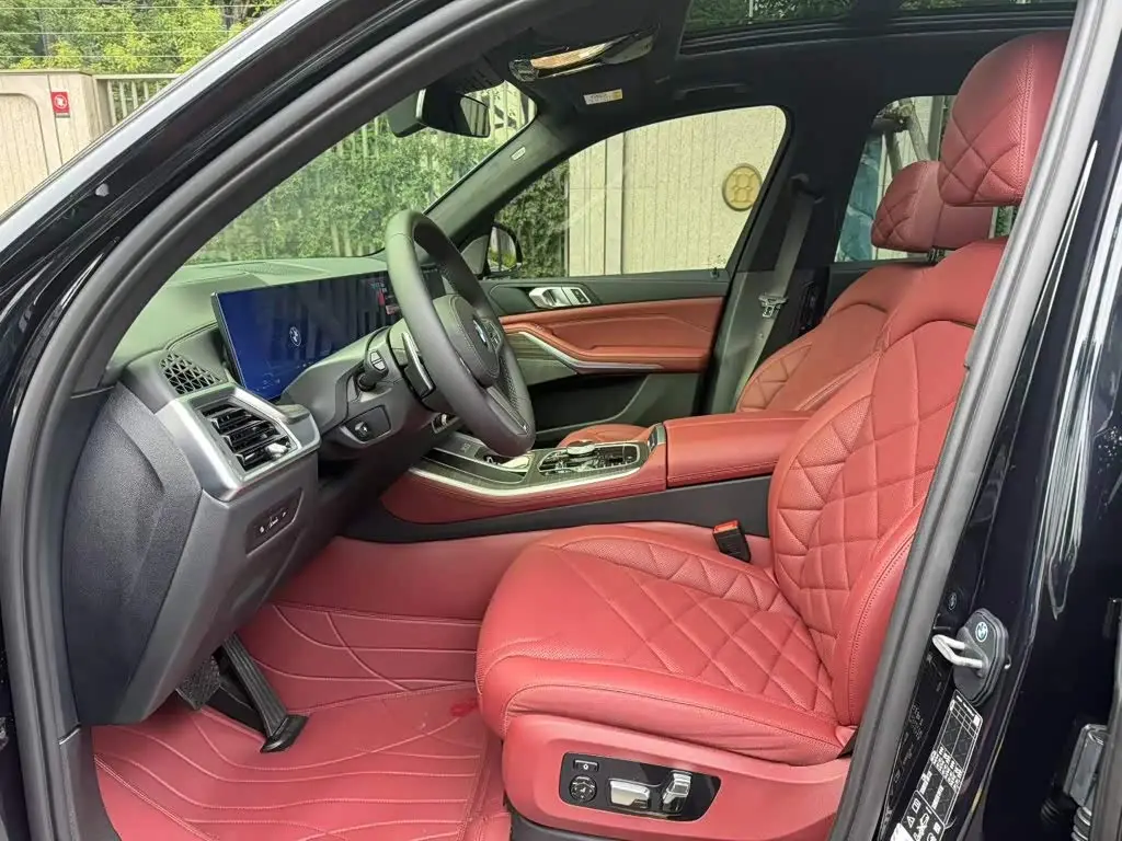 BMW X5 2025 — Photo 3/9
