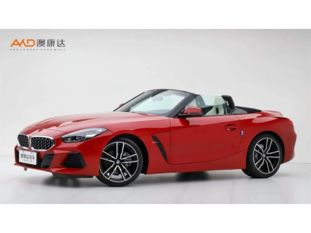 BMW Z4 2021 — Фото 1/10