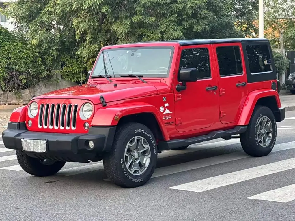 Jeep Wrangler 2017 — Фото 2/20