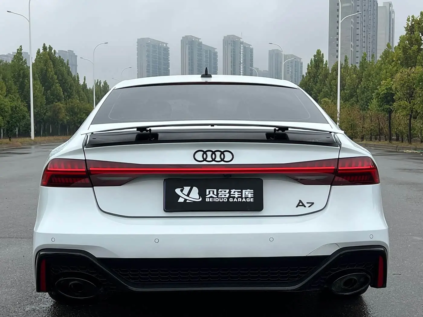 Audi A7 2021 — ფოტო 8/20