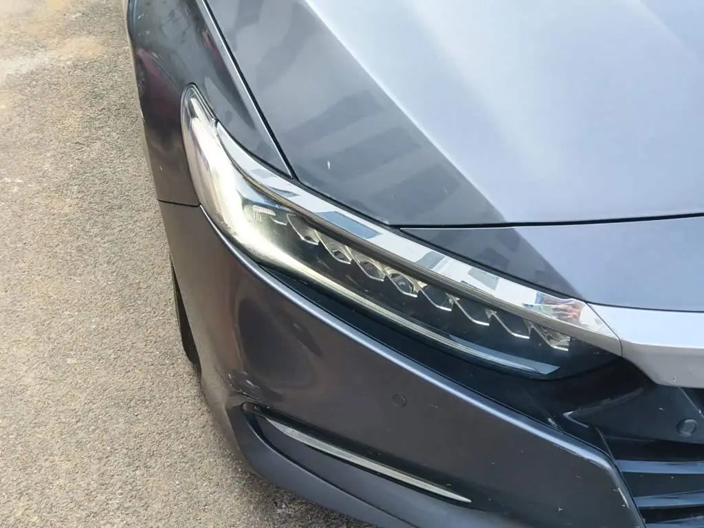 Honda Accord 2020 — Photo 7/20