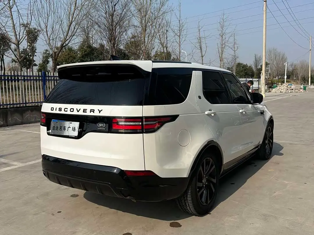 Land Rover Discovery 2021 — Фото 7/8
