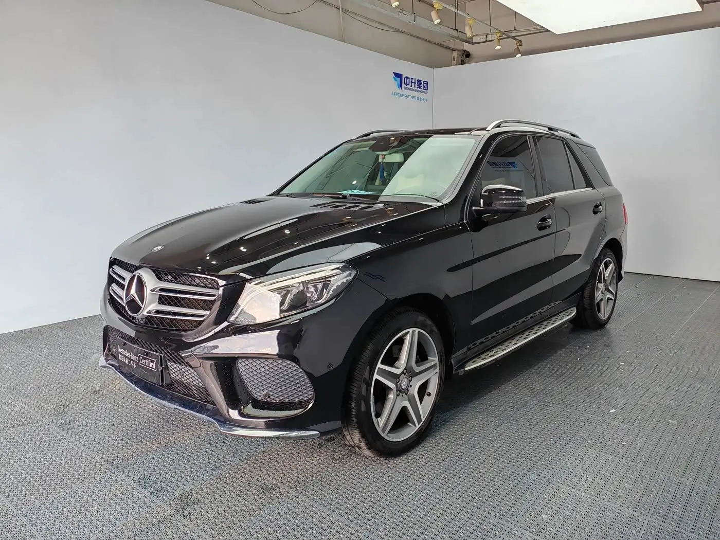 Mercedes-Benz GLE, 2016