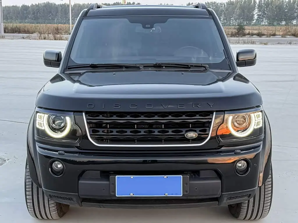Land Rover Discovery 2010 — Photo 1/20