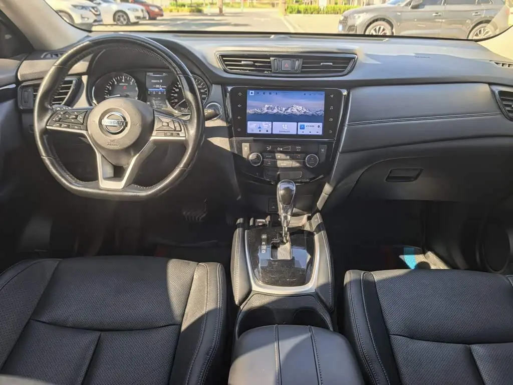 Nissan X-Trail 2023 — Photo 13/20
