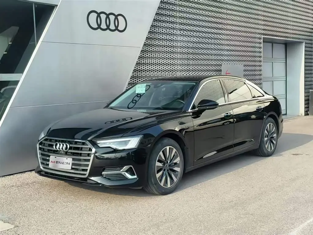 Audi A6L 2023 — Фото 1/9