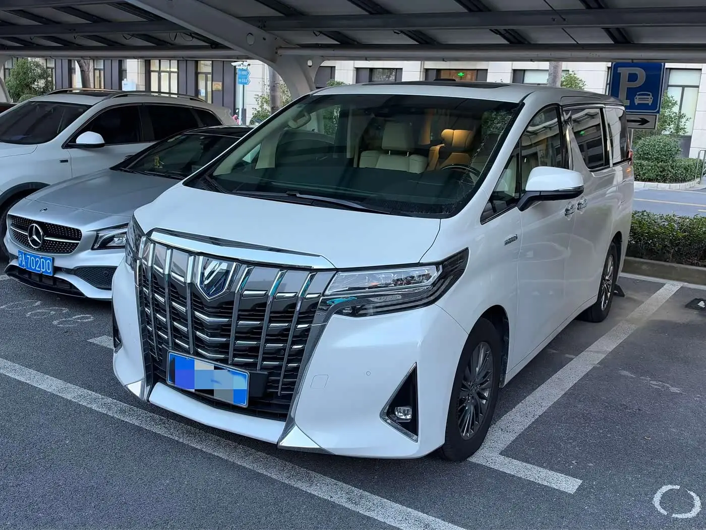 Toyota Alphard, 2020