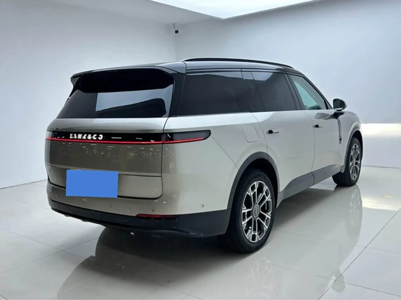 Lynk & Co 900 2025 — Photo 14/14