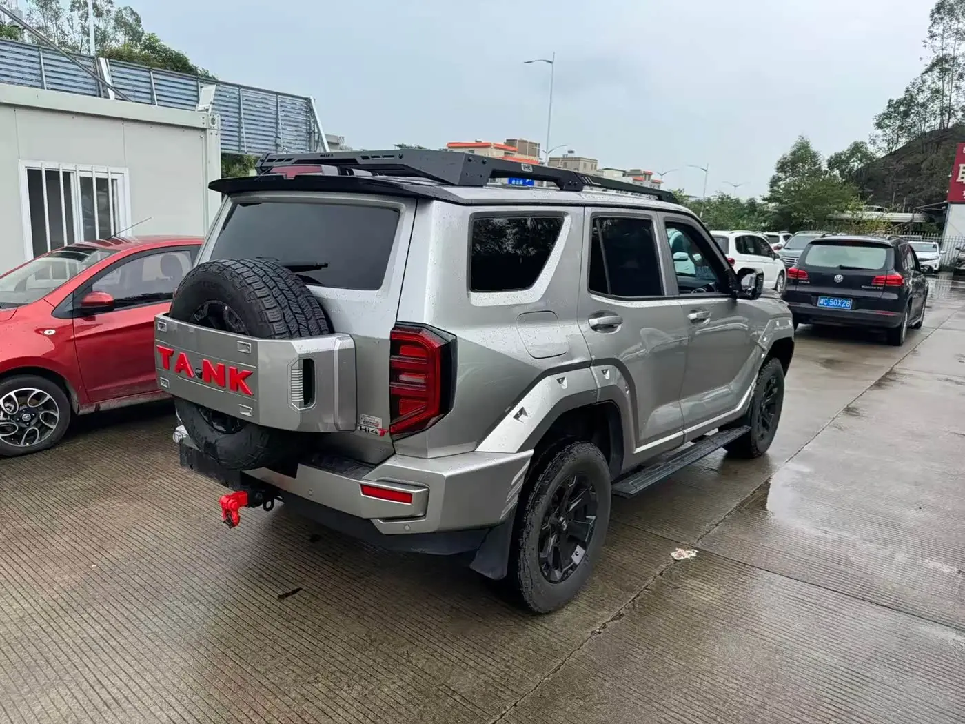 Tank 400 New Energy 2023 — Photo 8/9
