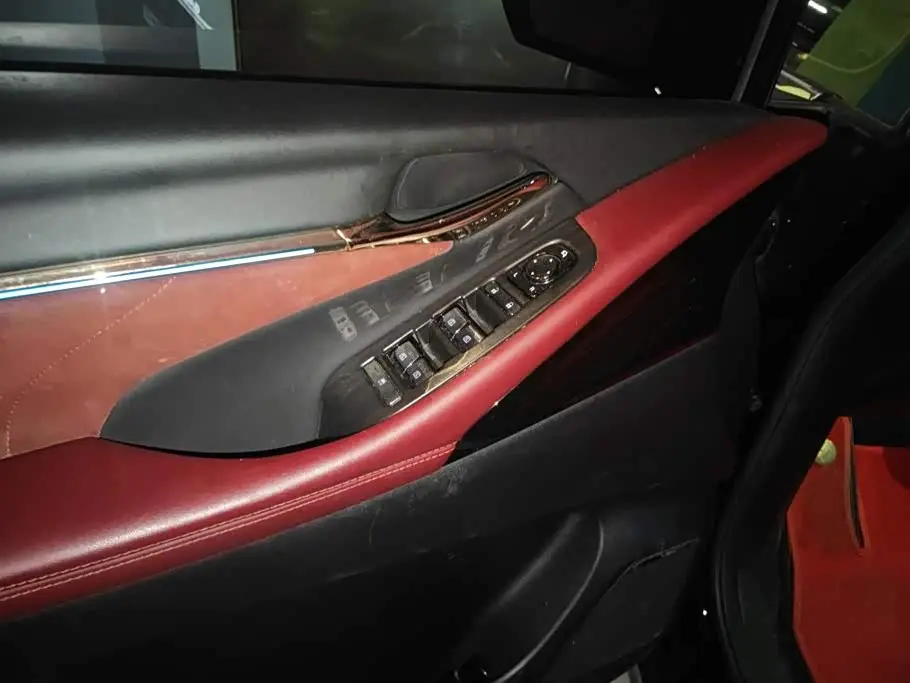 GAC Trumpchi Trumpchi M8 2023 — Фото 7/16