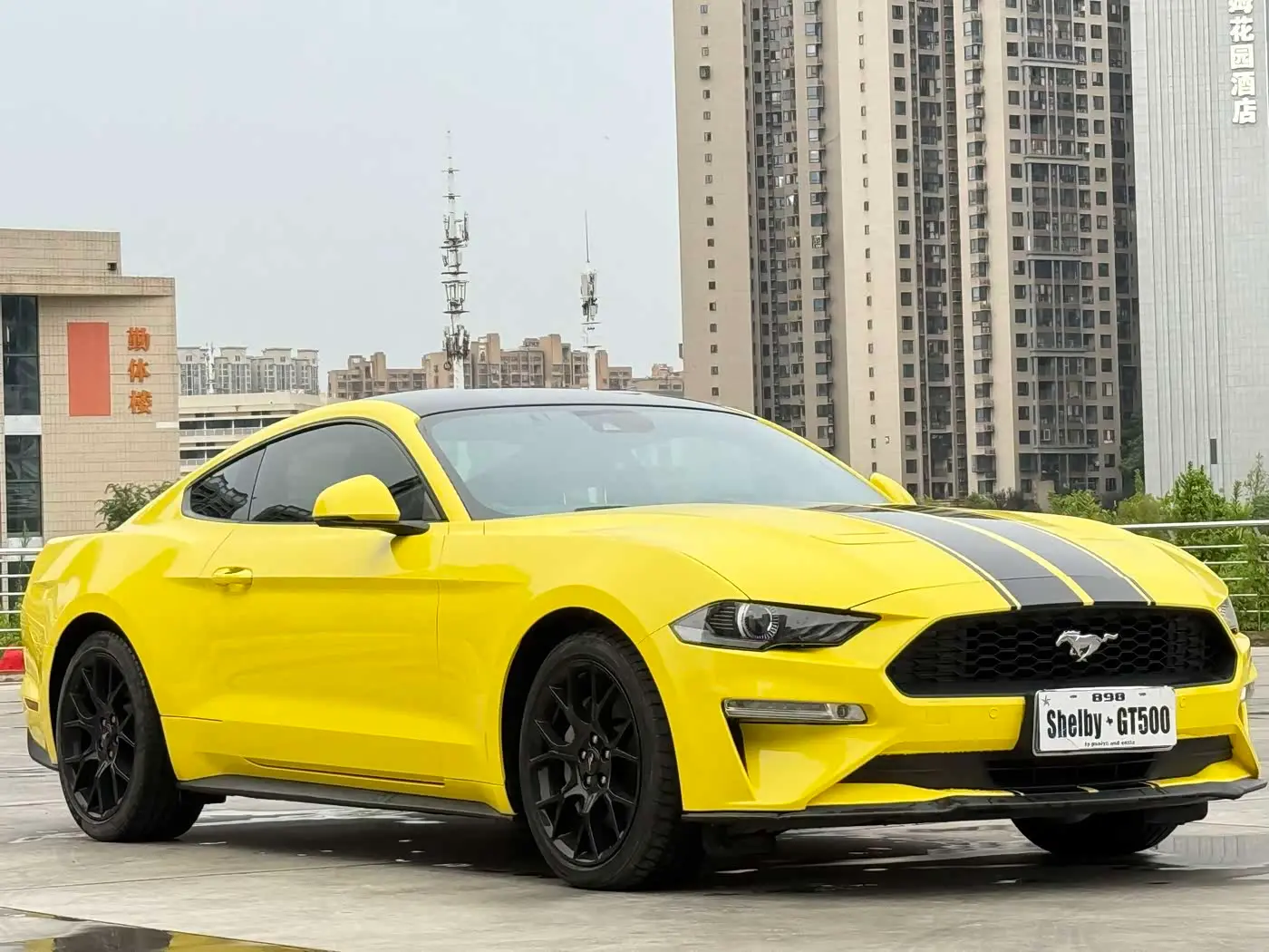 Ford Mustang 2018 — Şəkil 3/9