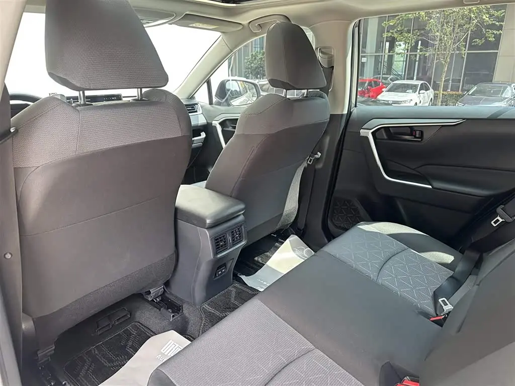 Toyota RAV4 Rongfang 2023 — Şəkil 10/20