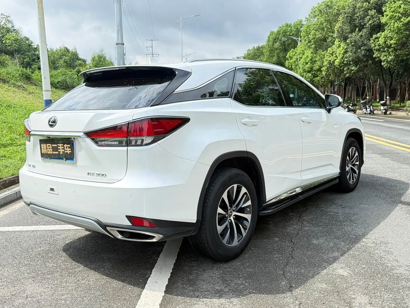 Lexus RX 2021 — Фото 5/20