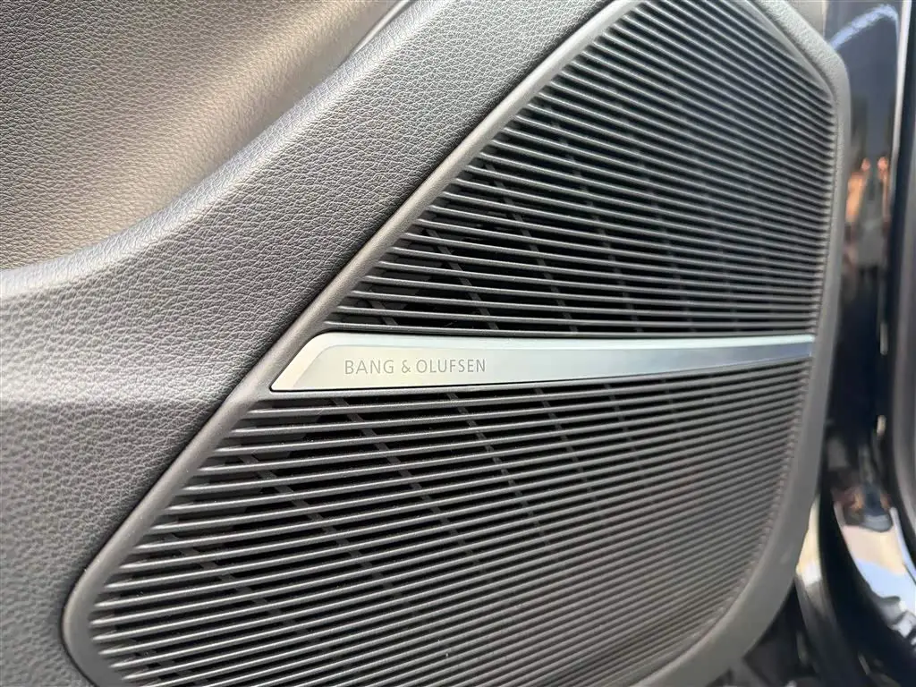 Audi Q7 2022 — Photo 12/14