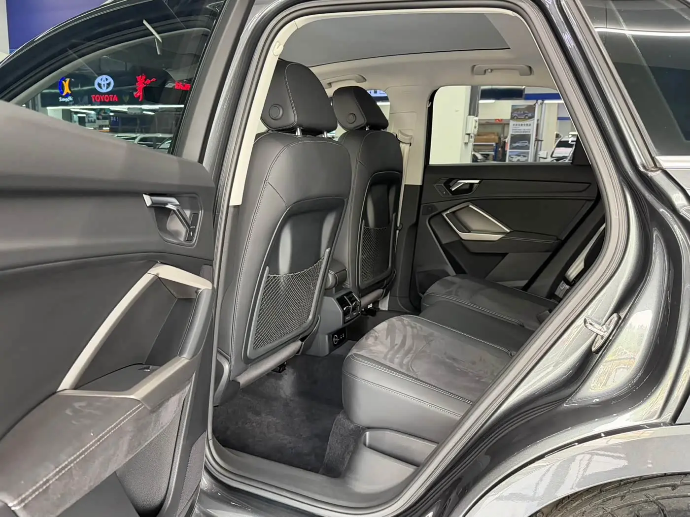 Audi Q3 2022 — Photo 9/18