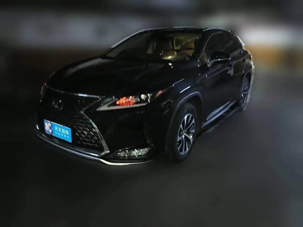 Lexus RX, 2021