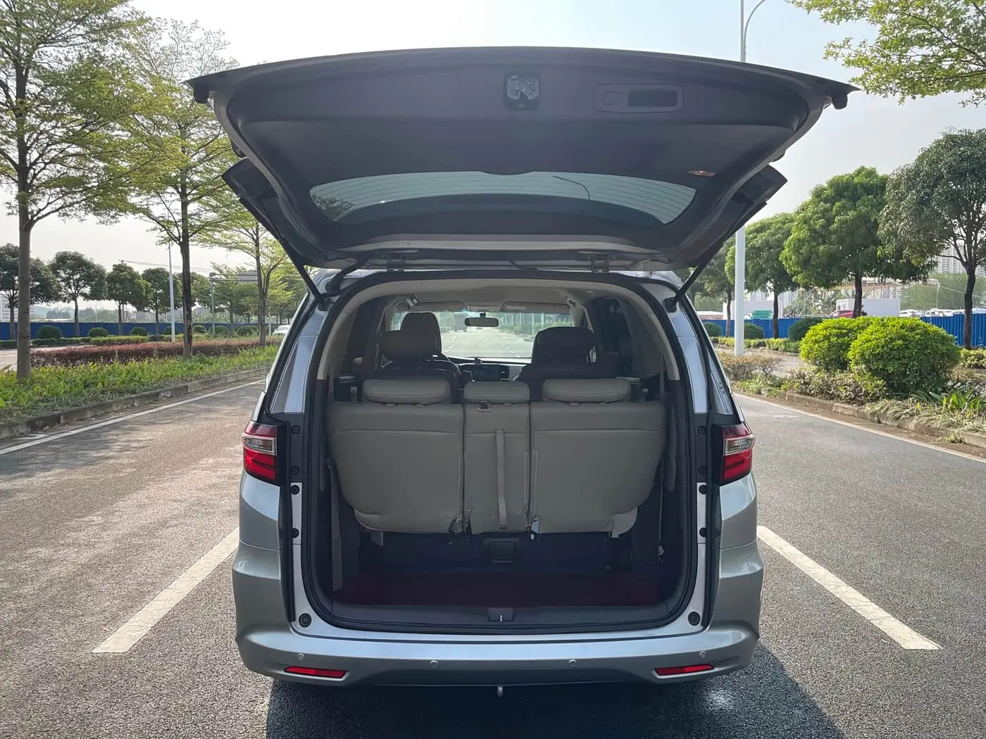 Honda Odyssey 2018 — Photo 9/20