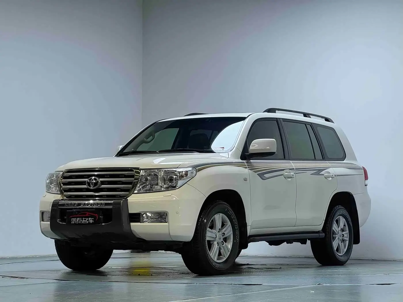 Toyota Land Cruiser 2010 — Photo 2/18