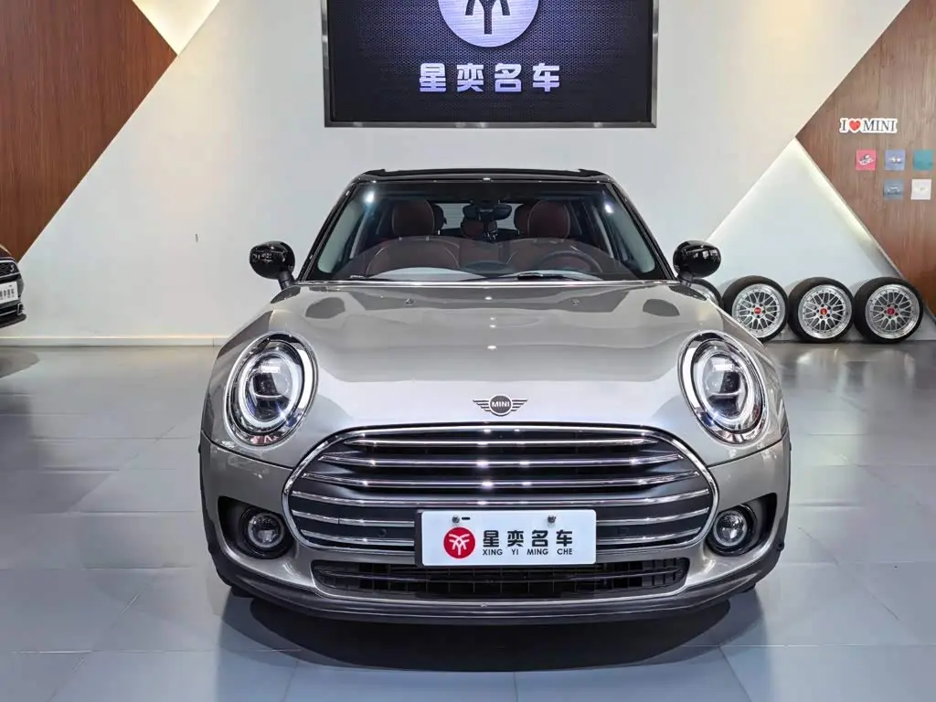 MINI CLUBMAN 2020 — Фото 2/20