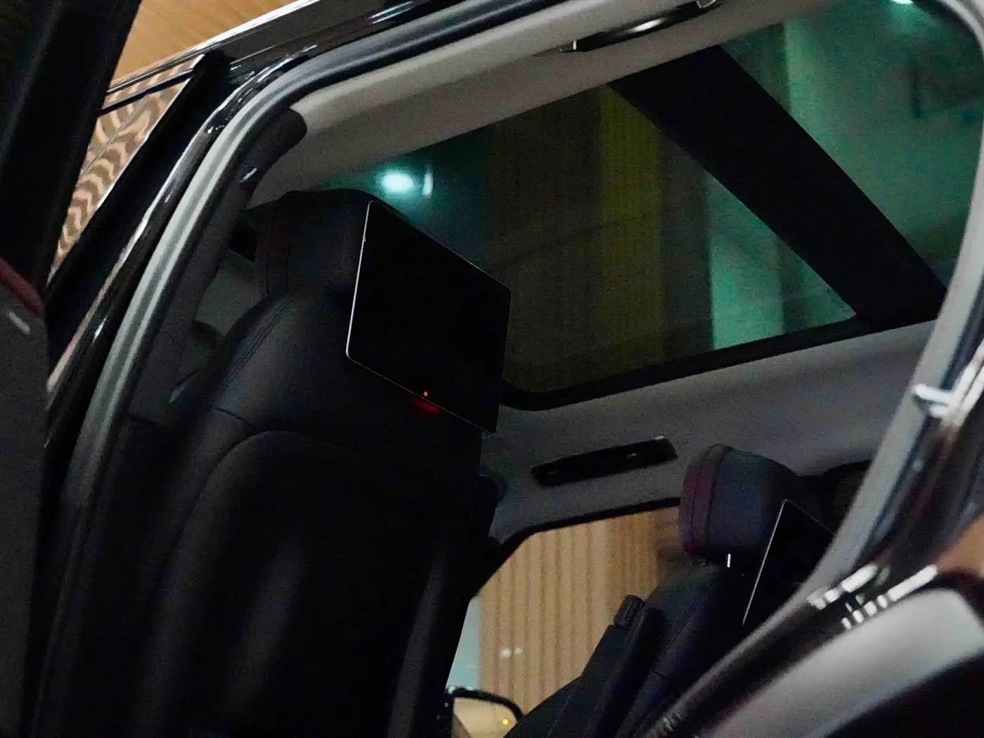 Land Rover Range Rover Sport 2023 — ფოტო 15/19