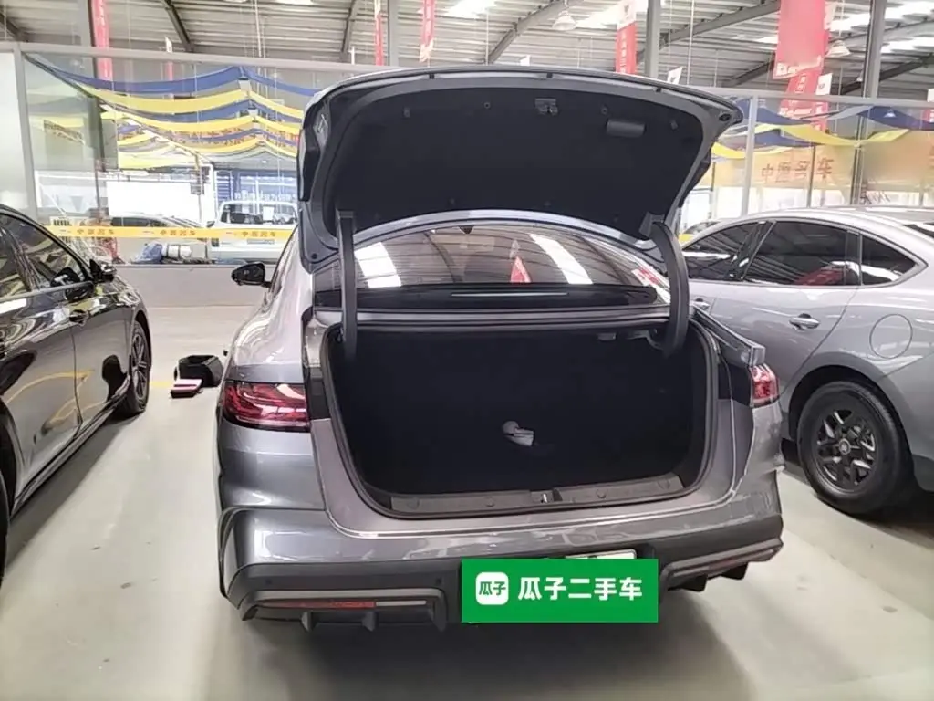 BYD Qin L 2025 — Photo 19/20