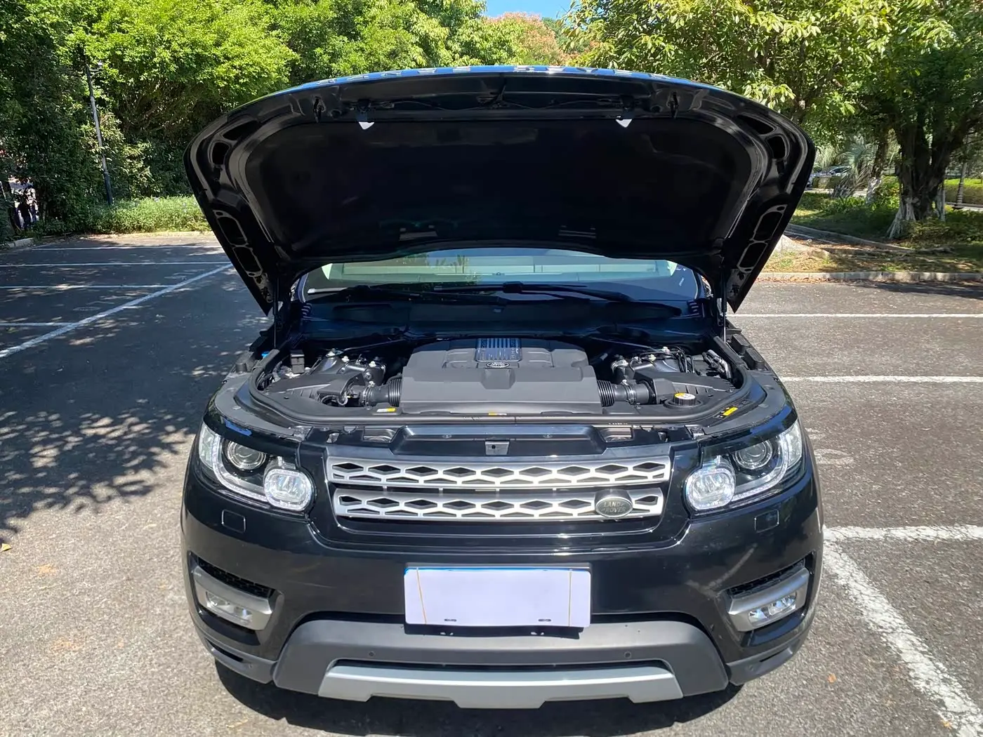 Land Rover Range Rover Sport 2017 — Photo 11/13