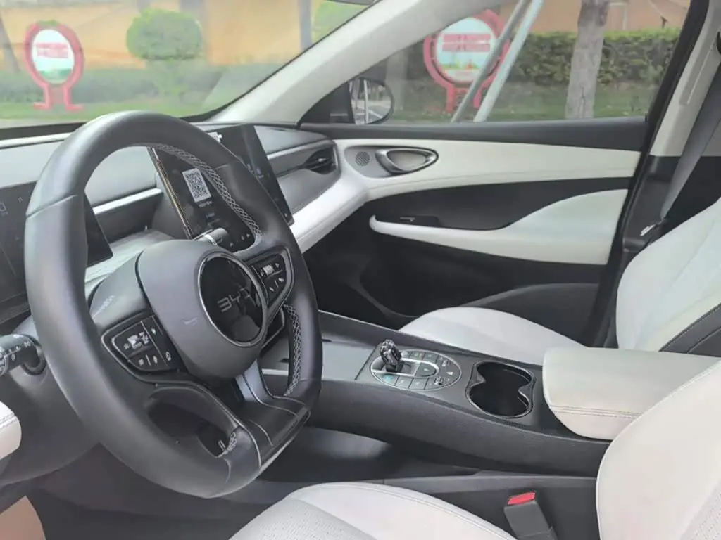BYD Hai Bao 05 DM-i 2025 — Фото 14/20
