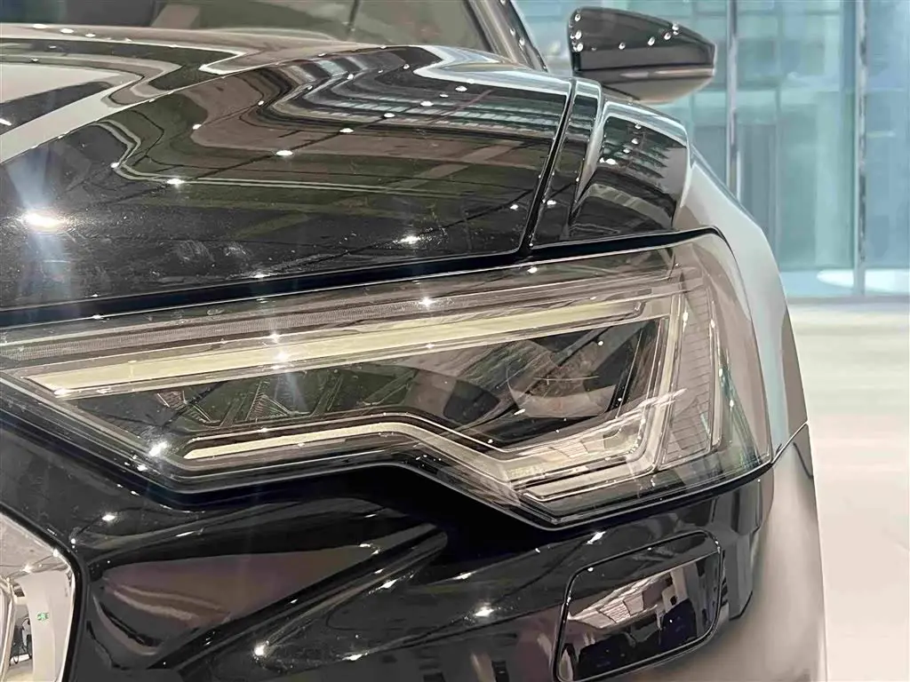 Audi A6L 2020 — Photo 15/20