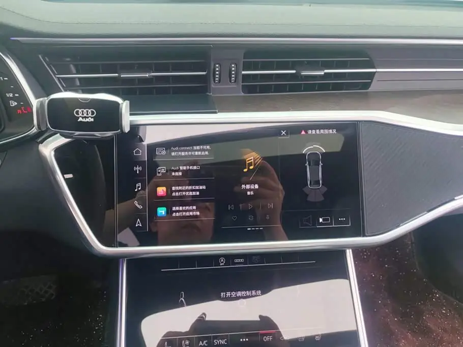 Audi A6L 2021 — Photo 13/16