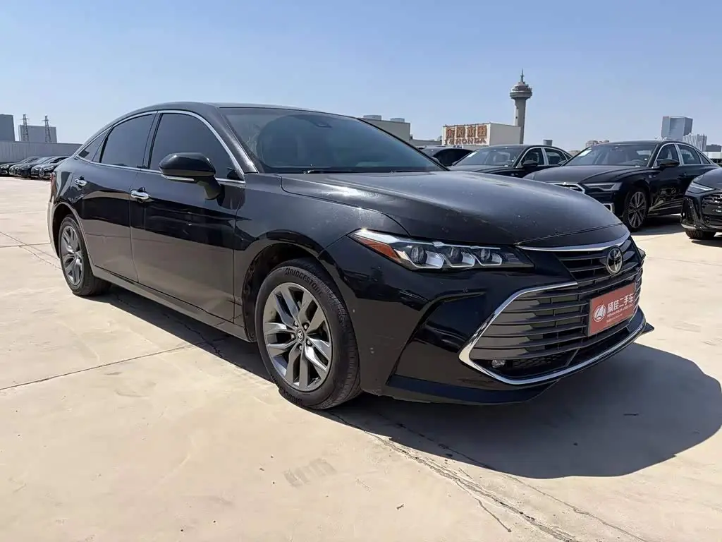 Toyota Avalon 2022 — Şəkil 3/19