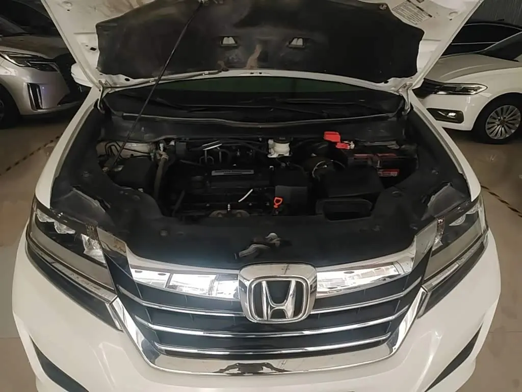 Honda Elysion 2019 — Photo 20/20