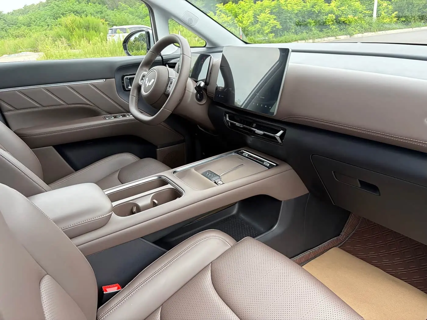 Wuling Motors Xingguang 730 New Energy 2025 — Photo 11/15