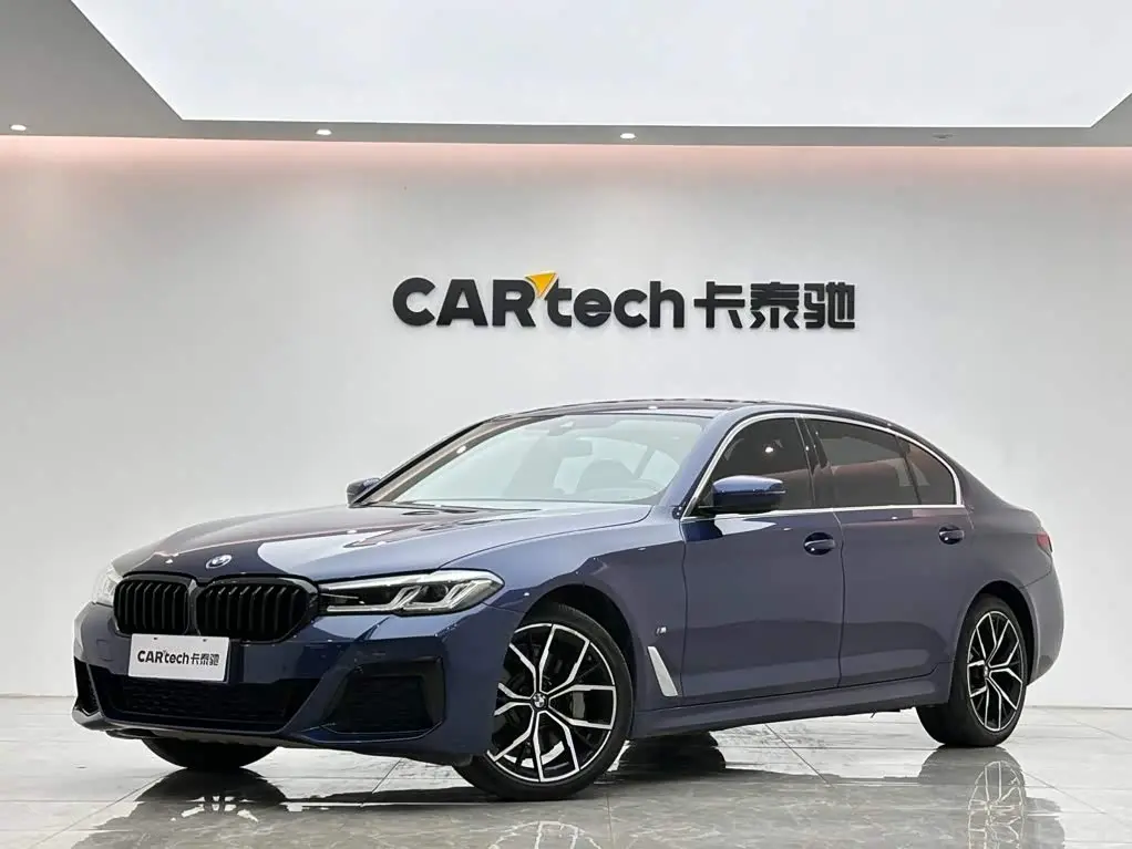 BMW 5 Series 2021 — Фото 1/16