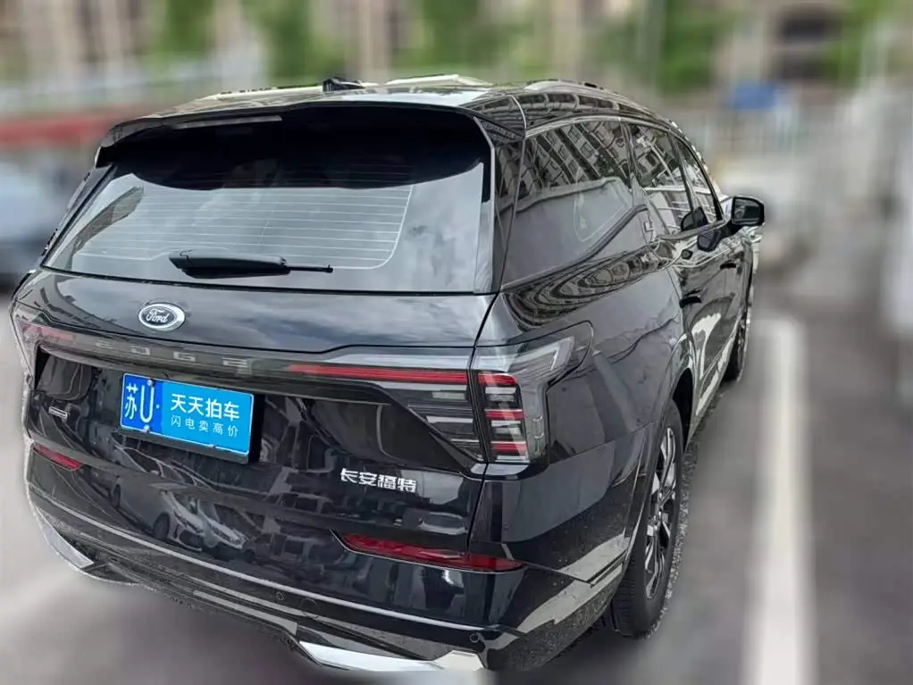 Ford Edge 2026 — Photo 2/9