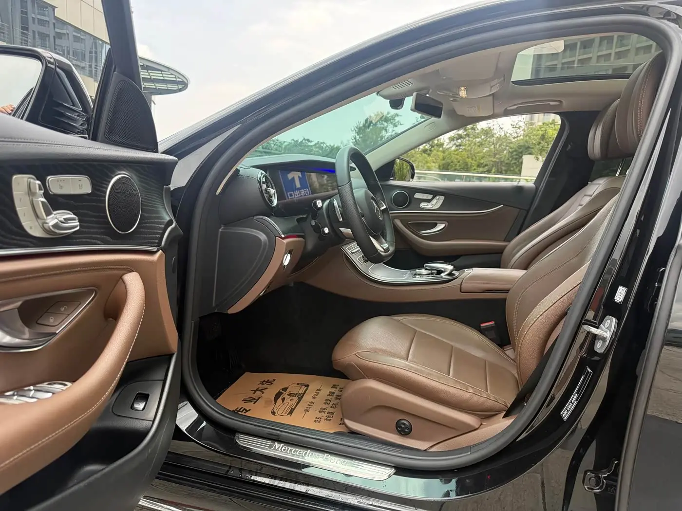 Mercedes-Benz E-Class 2018 — Photo 4/20