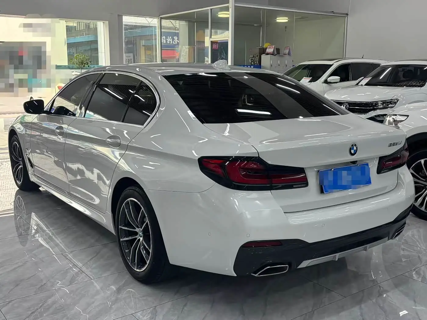BMW 5 Series 2021 — Photo 9/9