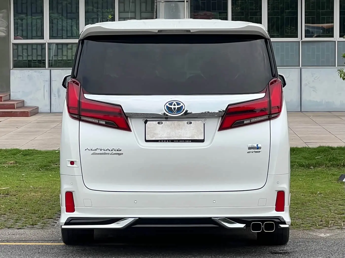 Toyota Alphard 2019 — Photo 5/20